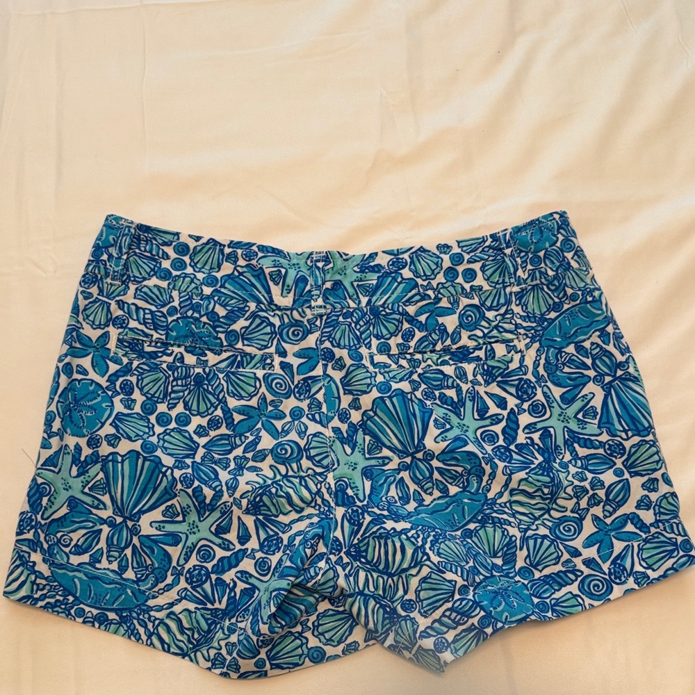 Lilly Pulitzer Blue Seashell Patterned Women's Sh… - image 4